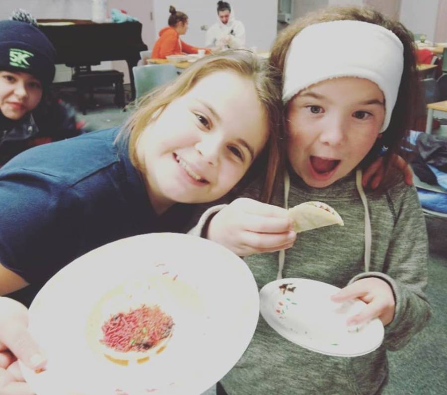 27072871_1351280078309494_7121640340426870051_n